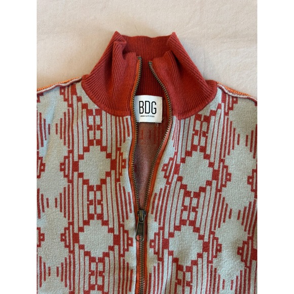 BDG Chandler Geometric Zip-up Sweater Knit Red Mock Neck Cropped Seen on TV Cozy - Picture 3 of 13